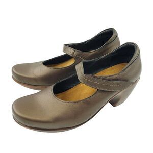 Naot Shoes 37 Women's 6 Mary Jane Pumps Brown Leather Classic Comfort Shoes